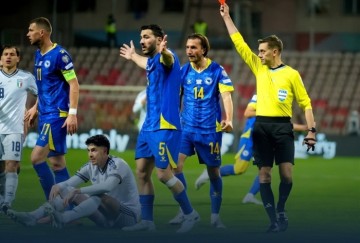 盛世娱乐官网玩家首选-意大利男足为何12年不踢世界杯？一切要从马特拉齐挑衅齐达内说起|齐内丁·齐达内|本土球员|意大利足球队|法国足球队|世预赛_新浪体育_新浪新闻